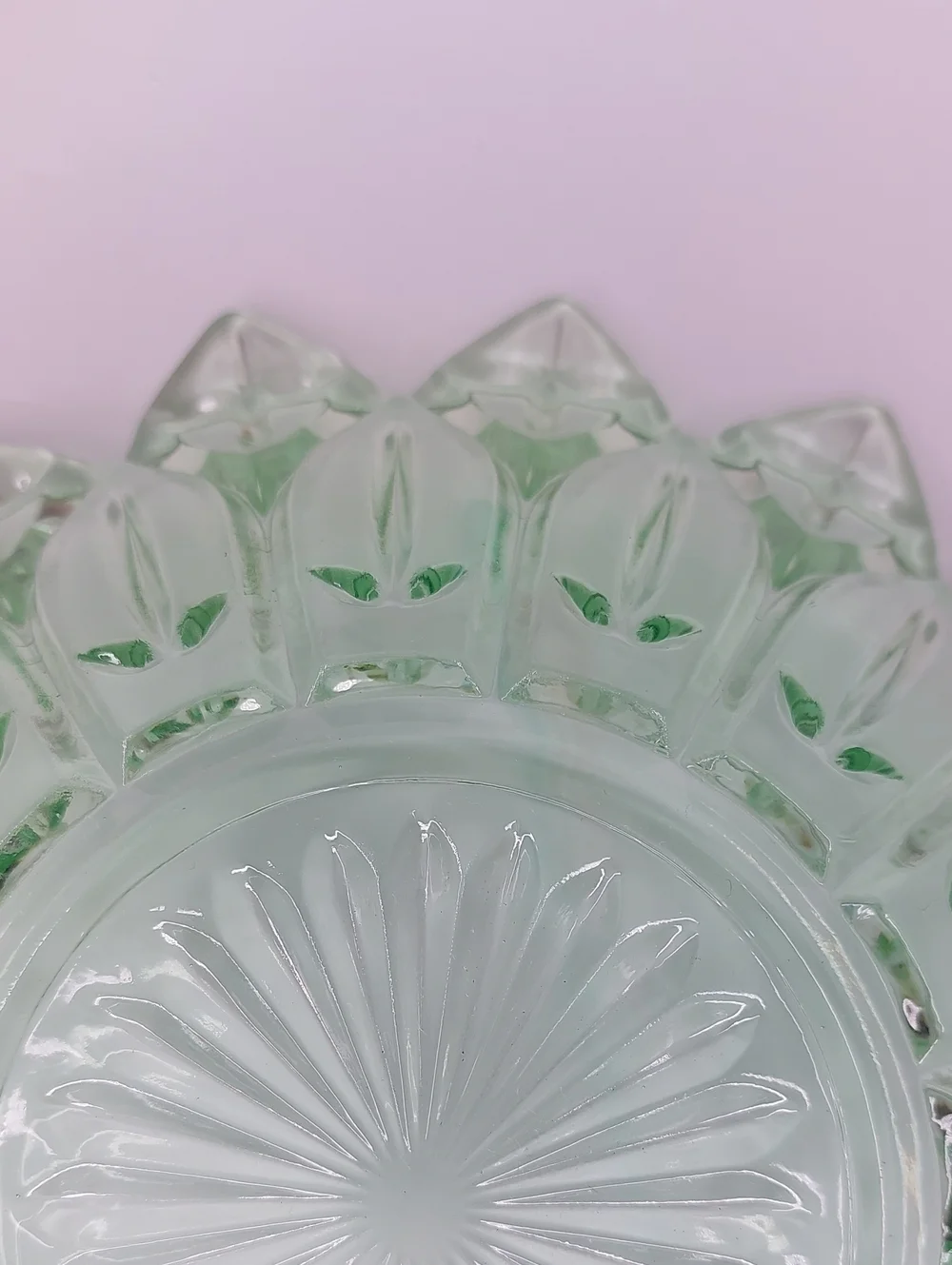 Federal Glass PETAL Green Large Round Salad or Vegetable Bowl